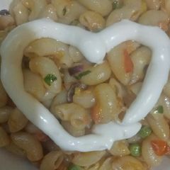 A picture of Mayonnaise Pasta.