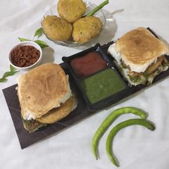 A picture of Vada pav.