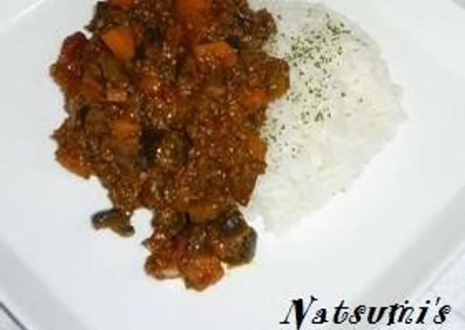 Dry Curry with Eggplant and Tomato