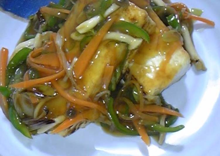 Tofu with Thickened Vegetable Sauce