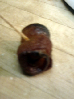 A picture of Bacon Wrapped Chestnuts.