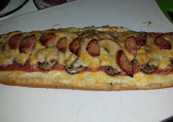 Recipe of Mario Batali Alfrado French bread pizza