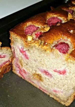 A picture of Raspberry banana loaf.