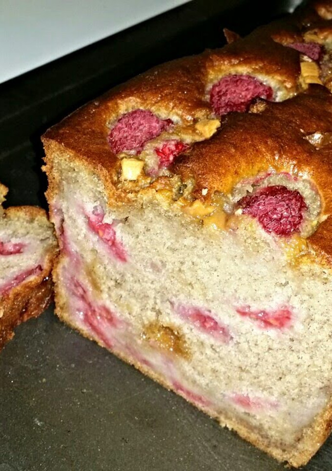 A picture of Raspberry banana loaf.