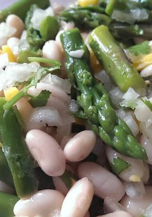 A picture of Bean and Asparagus Salad.