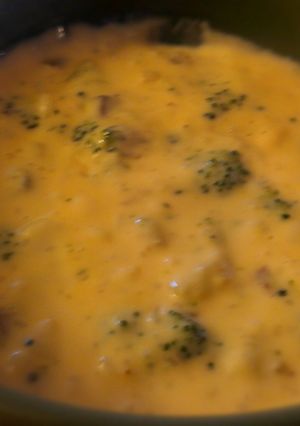 A picture of Easy cheddar broccoli soup.