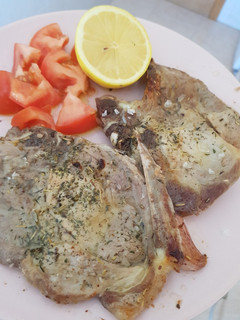 Una foto de Chuletas de aguja al limón