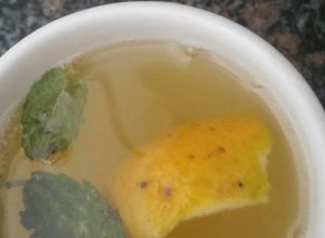 Una foto de Tecito de toronja, manzanilla y menta digestivo y relax