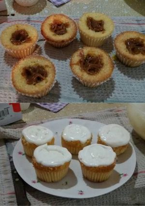 Una foto de Magdalenas con dulce de leche