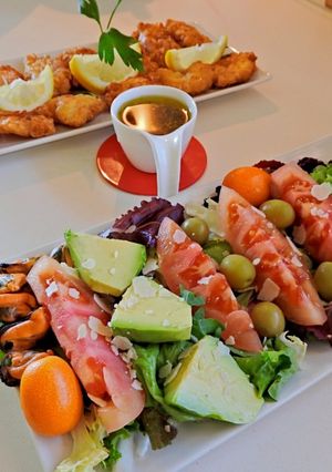 Una foto de Soldaditos de Pavía y ensalada a la vinagreta con mostaza de Dijon