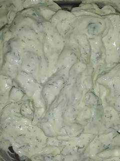 A picture of Tzatziki Sauce.