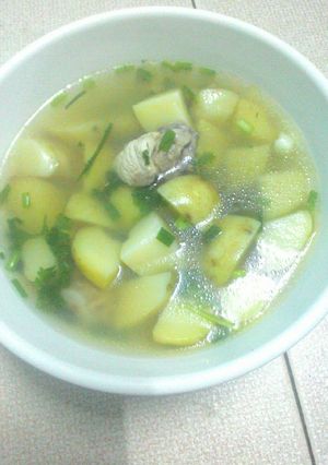 Hình của món Canh khoai tây nấu gà.