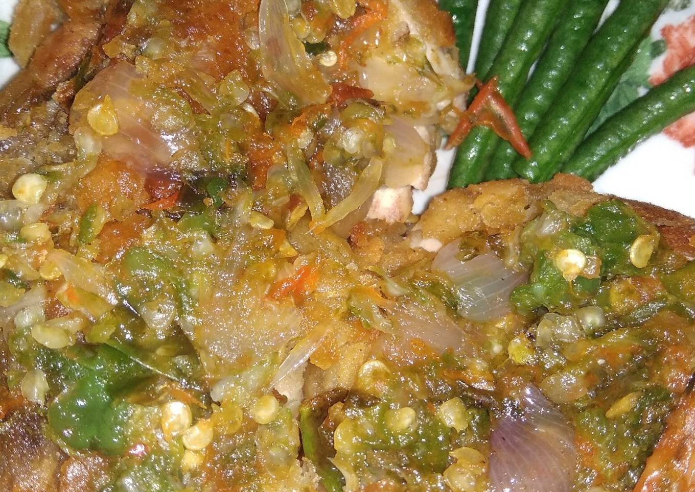Langkah Mudah untuk Menyiapkan Ayam geprek hoott, Bisa Manjain Lidah