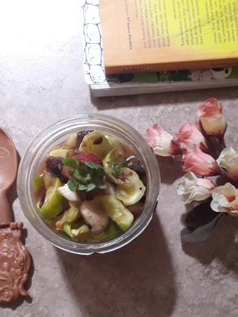 Langkah Gampang Menyiapkan Resep  Rujak saltim(salak timun) yang Bisa Manjain Lidah, Bisa Manjain Lidah