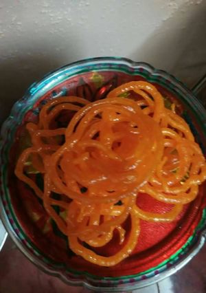 A picture of Instant jalebi.