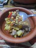 Potaje de garbanzos y carne