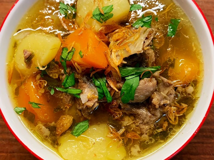 Langkah Mudah untuk Menyiapkan Resep Sop Buntut/ Oxtail Soup yang Bisa Manjain Lidah