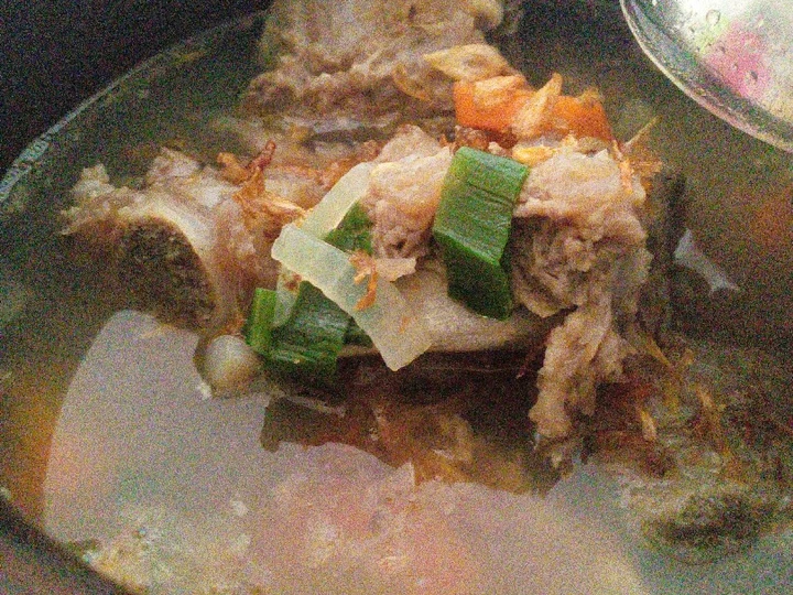 Cara Mudah Membikin Resep Sop tulang sapi yang  Bikin Ketagihan Anti Ribet, Mantap Sekali