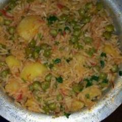 A picture of Rice cooked with Waru and Minji.