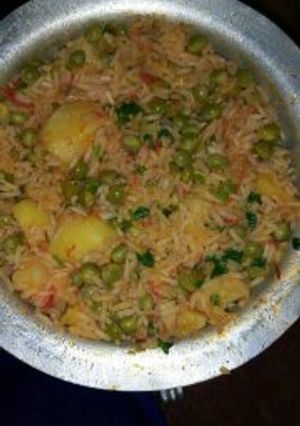 A picture of Rice cooked with Waru and Minji.