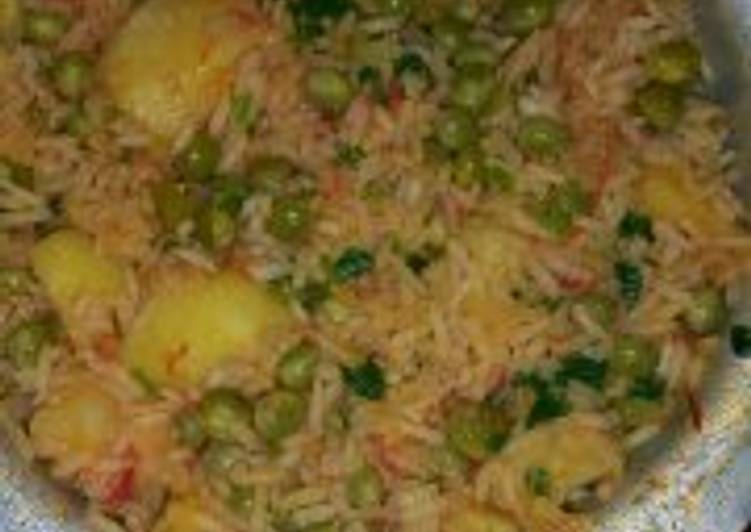 Recipe: Yummy Rice cooked with Waru and Minji