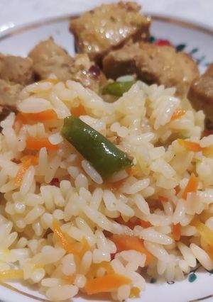 Фото Рассыпчатый рис с овощами в мультиварке🍱.