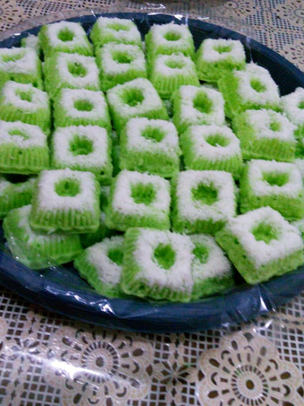 Resep Putu Ayu Lembut Bunda Pasti Bisa