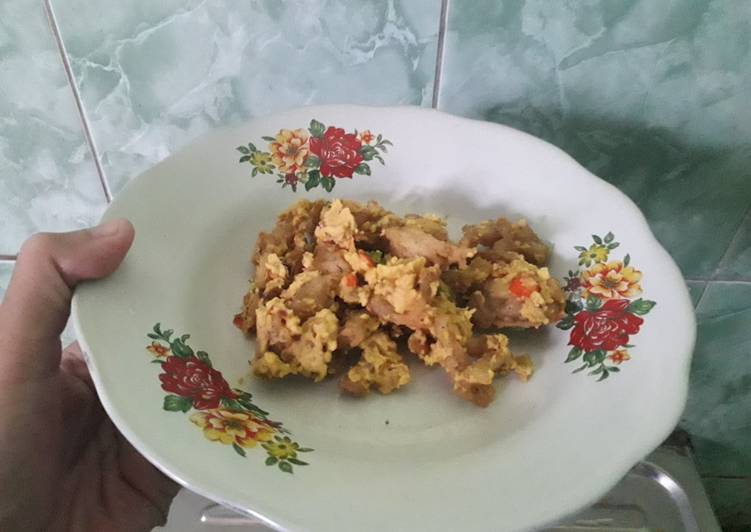 Saus telur asin