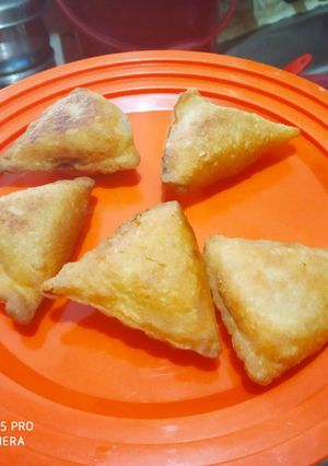 A picture of Mini Samosa.