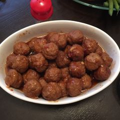 A picture of Maple honey garlic meatballs.