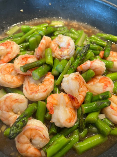 A picture of หน่อไม้ฝรั่งผัดกุ้ง.