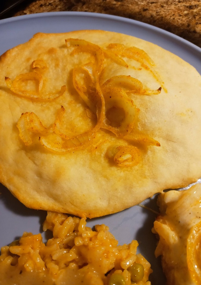 A picture of Roasted Onions on Flatbread.