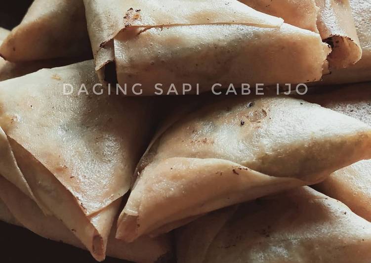 Sambosa Daging Sapi Cabe Ijo