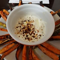 A picture of Carrot & Courgette french fries.
