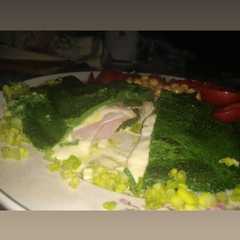 Una foto de Omelette de Espinaca😋🥬