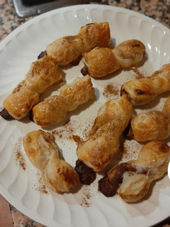 Una foto de Lacitos rellenos de Nocilla