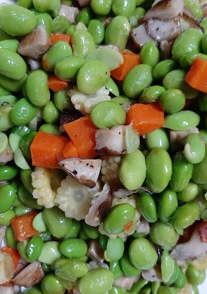 香菇毛豆拌玉筍 的食譜成品照片