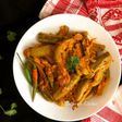Kancha Aam diye Potoler Chorchori (Parwal Curry with Raw Mango - Bengali Style)