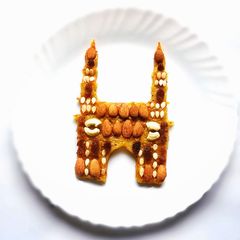 A picture of Chilli - Kiwi - Wheat Milk Halwa.