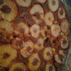 Una foto de Torta de manzana y a la invertida