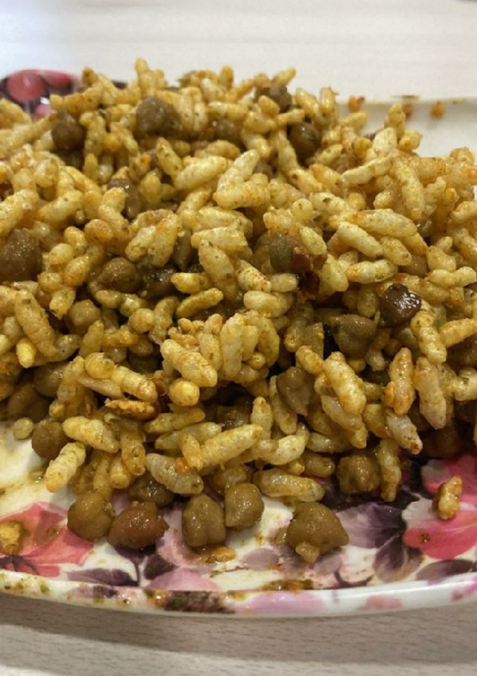 ભેળ (Bhel Recipe In Gujarati) રેસીપી મુખ્ય ફોટો