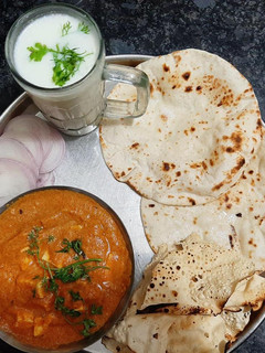 પનીર હાંડી (Paneer Handi Recipe In Gujarati) રેસીપી મુખ્ય ફોટો