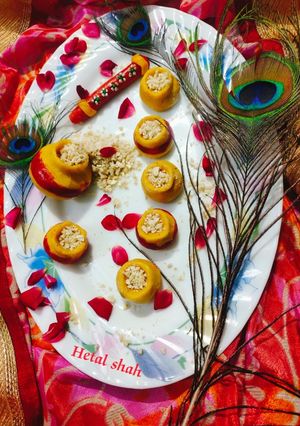 મટકી પેંડા (Matki Peda Recipe In Gujarati) રેસીપી મુખ્ય ફોટો