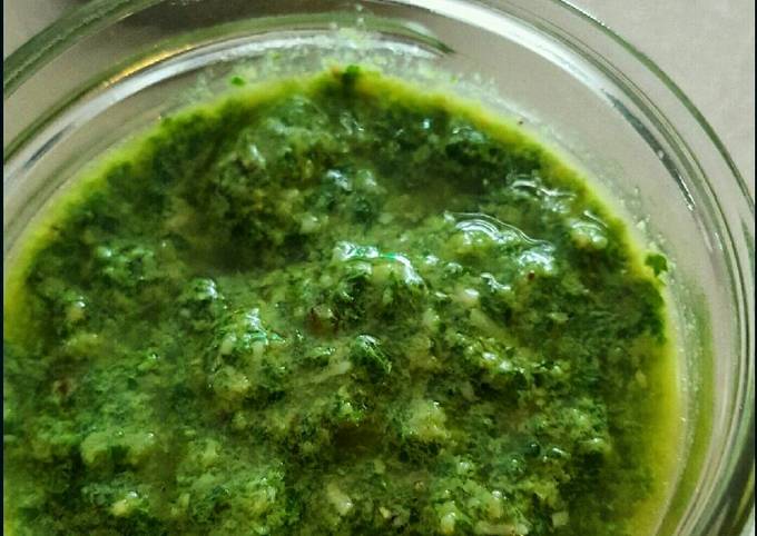 Aunt Ginny's Pesto