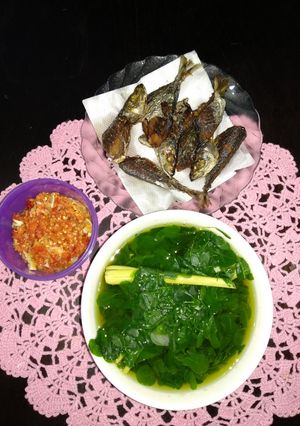 Foto resep Sayur Bening Daun Kelor (Marungga bahasa Kupang)