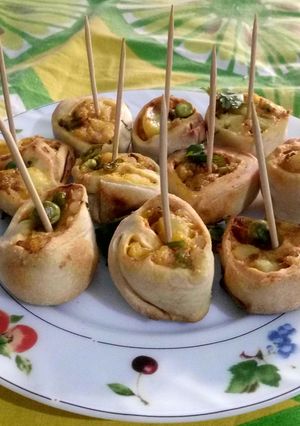 A picture of Baked spiced potato Pinwheel samosa.