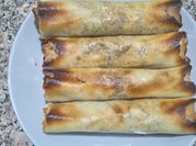 Une photo de poulet feuille de brick