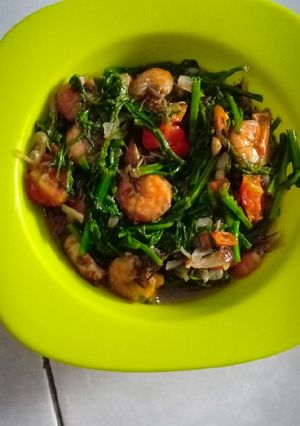 Foto resep Tumis pakis udang simple