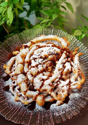 फनल केक (Funnel Cake recipe in hindi) रेसिपी मुख्य फोटो