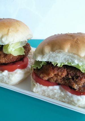 A picture of Crispy chicken burger.